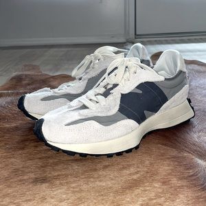 New Balance Men's 327, Suede Panel Sneaker, Blue & Gray, Size 9